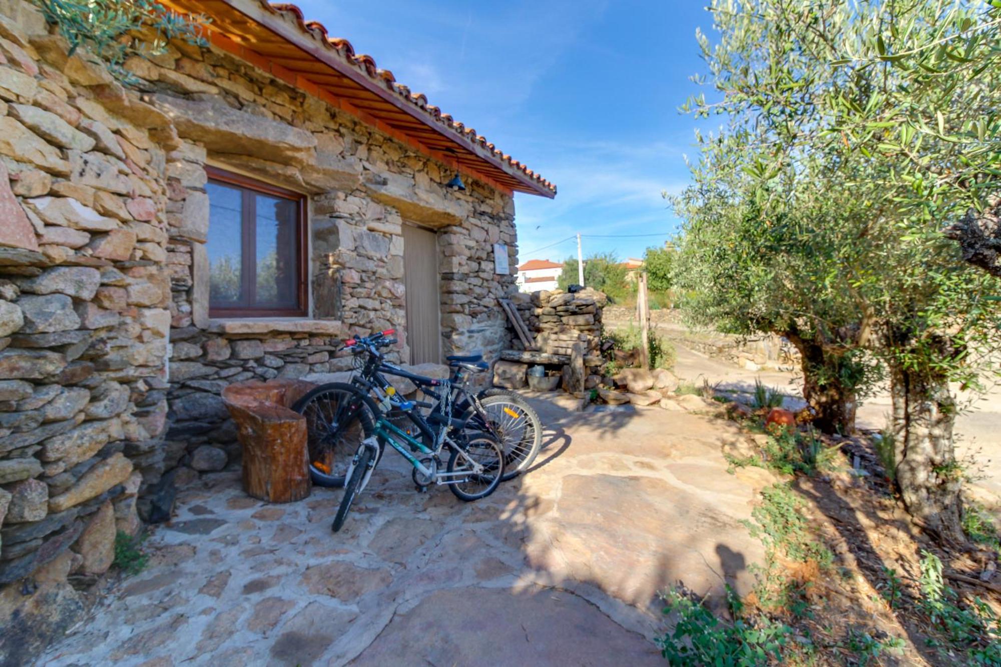 Camino De Hierro Villa Bermellar Exterior foto
